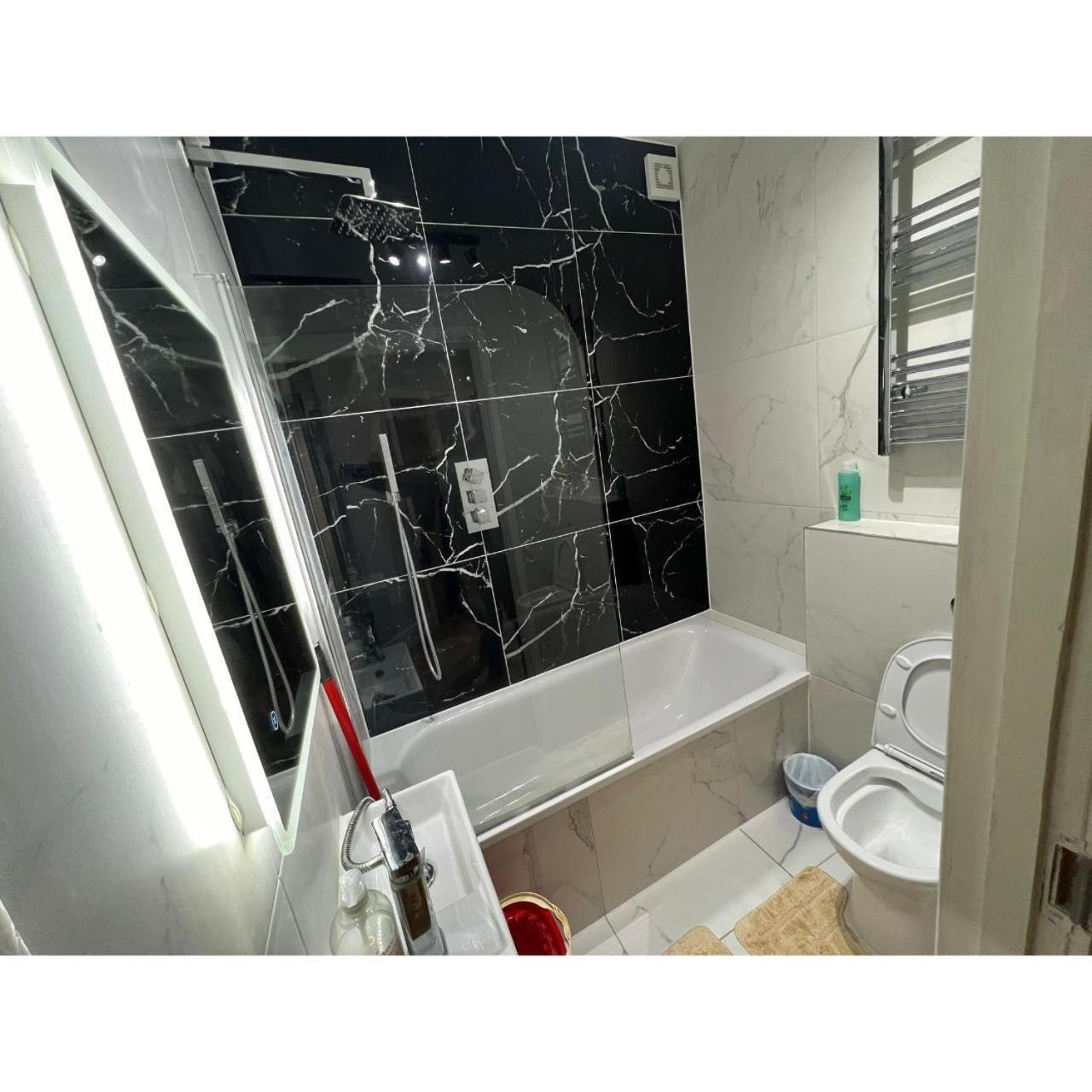 5th Floor Modern Flat Near Edgware Road-f59 * London
